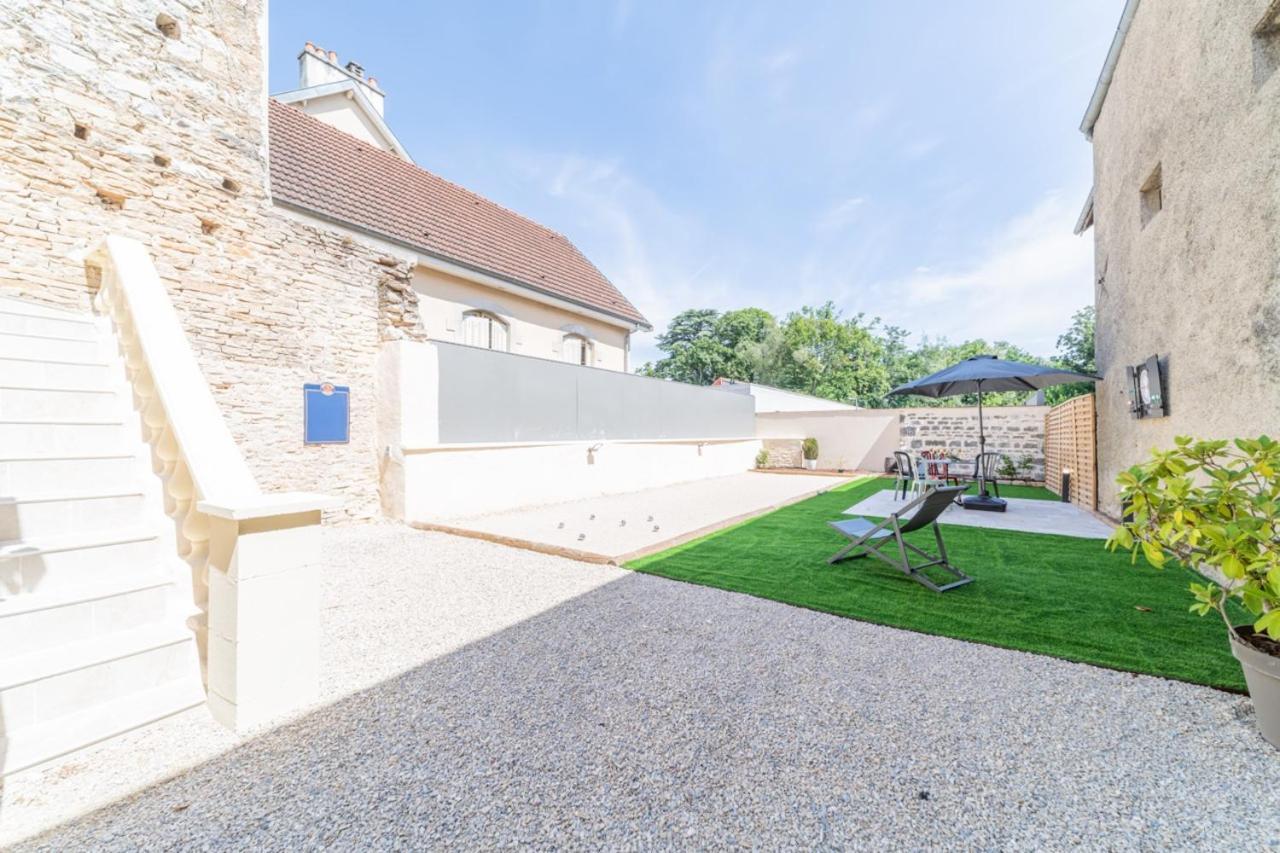Cote Cour, 3 Chambres, Terrasses, Jardin Prive Avec Terrain De Petanque, Cave Voutee Corgoloin 외부 사진